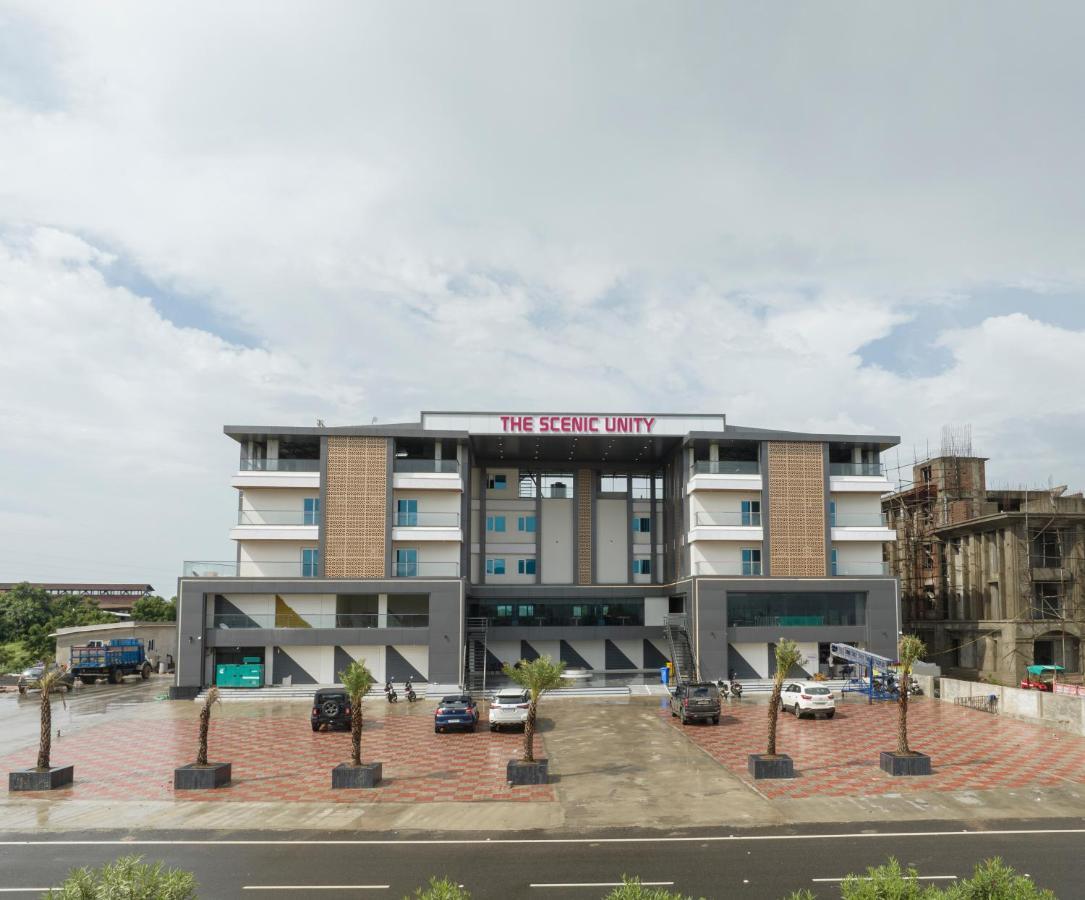 The Scenic Unity Hotel Garudeshwar Buitenkant foto