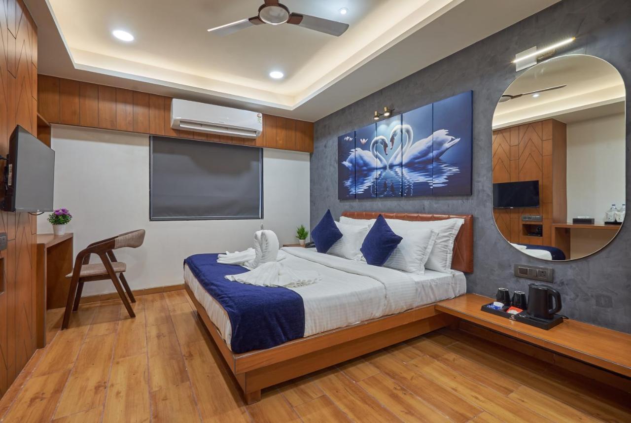 The Scenic Unity Hotel Garudeshwar Buitenkant foto
