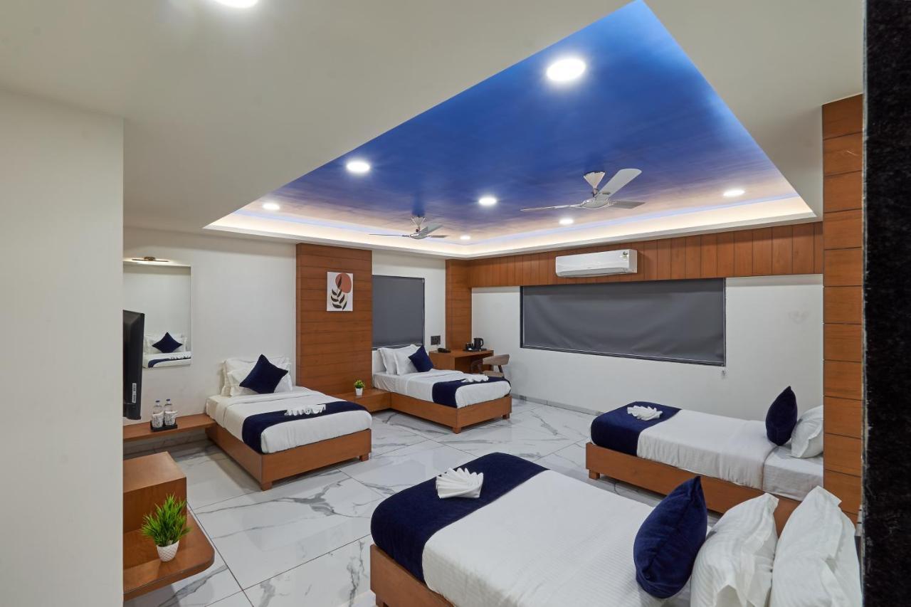 The Scenic Unity Hotel Garudeshwar Buitenkant foto