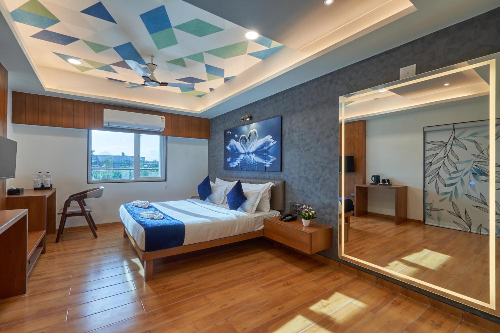 The Scenic Unity Hotel Garudeshwar Buitenkant foto